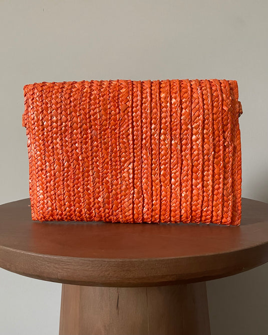 Lonnie Straw Envelope Clutch - Orange